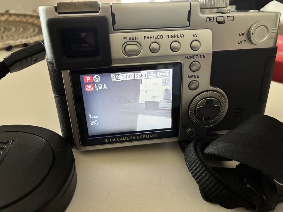 Leica digilux 2 em exelente estado