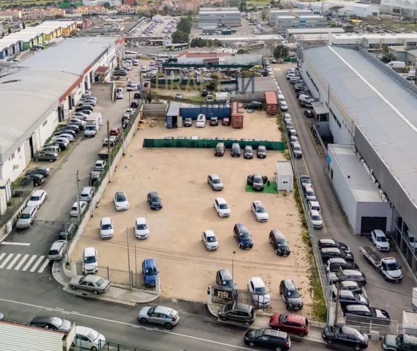 Terreno com potencial para diversos negocios ADROANA-Cascais