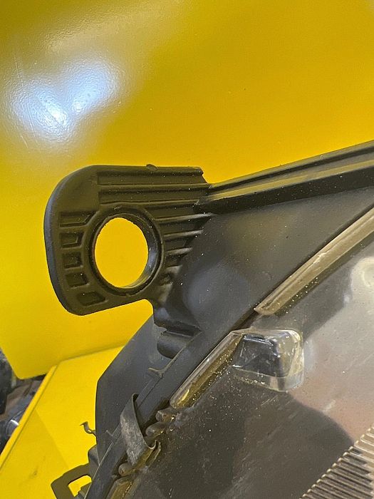 Lampa Lewa Mini Countryman R60 Xenon Nieskrętna