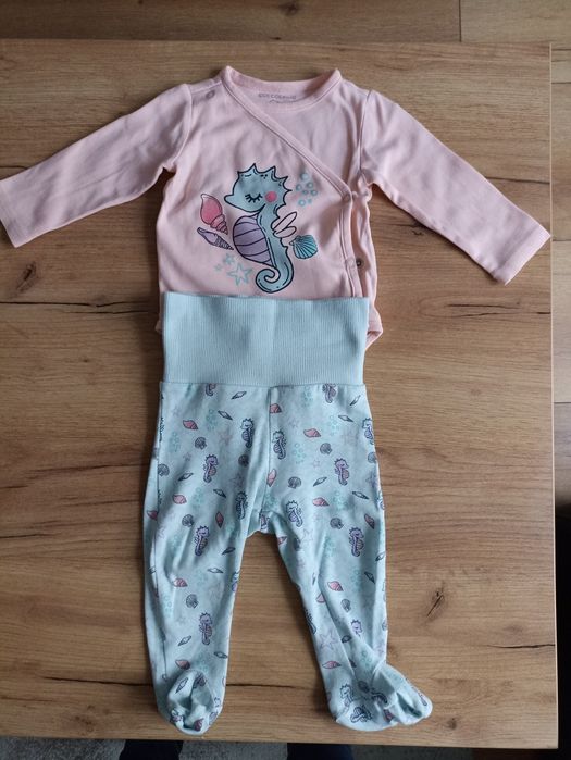 Komplet ubranek rozmiar 62 marki cocodrillo