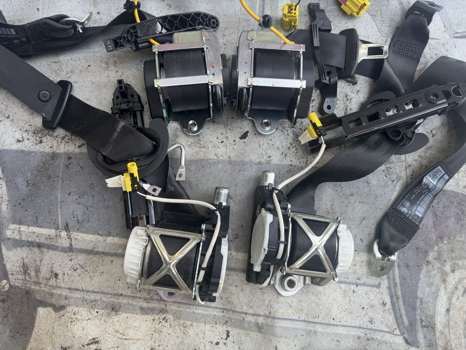 Ремінь безпеки Passat CC b7 b6 пасок ремни ремні безопасности пассат