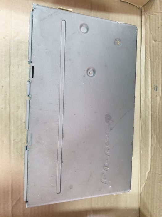 CD чейнджер  Pioneer CDX-P670