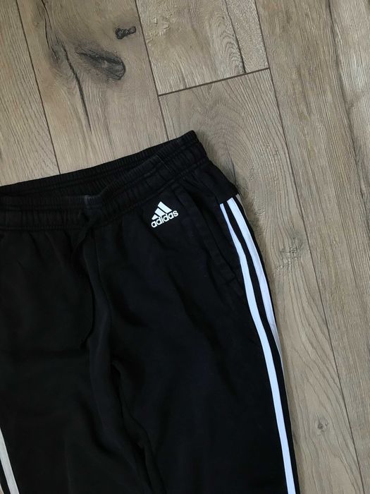 Spodnie dresowe Adidas 3 Stripes rozm. S