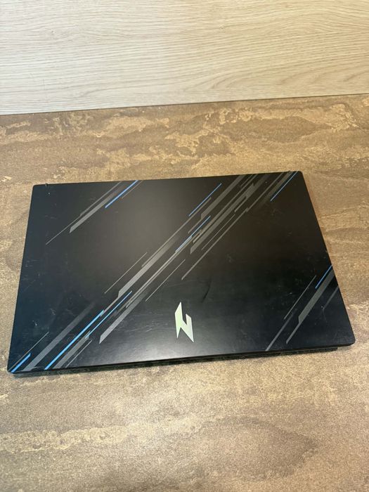 Laptop acer nitro V15