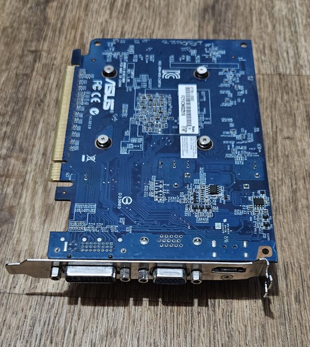 Продам відеокарту GT 730 2GB Asus DDR3 (GT730-2GD3)
