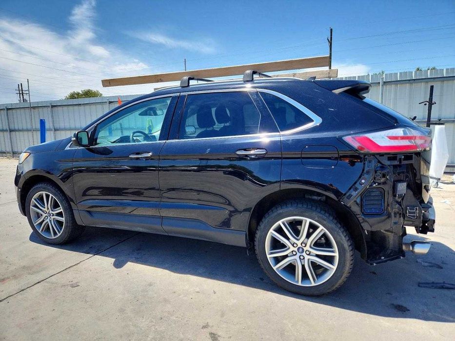 2022 Ford  Edge  TITANIUM