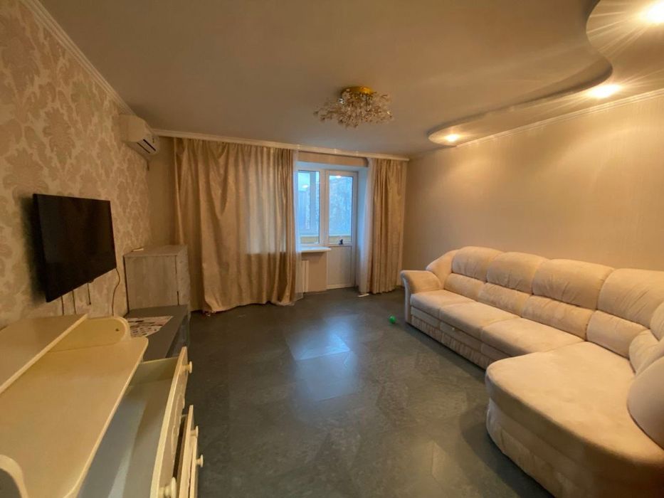 Продается 3к квартира (Даманский)