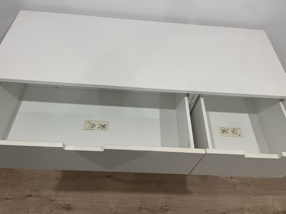 Cómoda branca c/8 gavetas