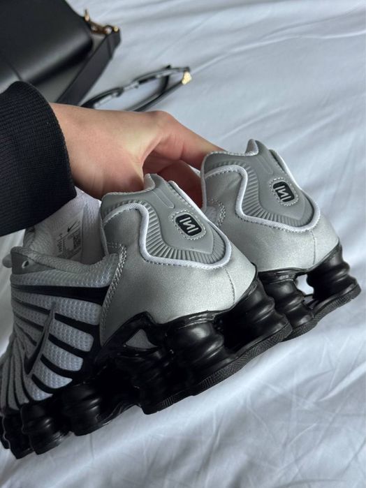 Жіночі  спортивні кросівки Shox tl White Black найк шокс білі з чорним