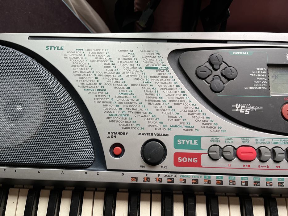 Órgão musical Yamaha