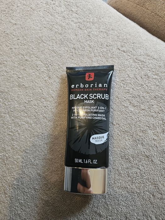 ERBORIAN Black Scrub Mask