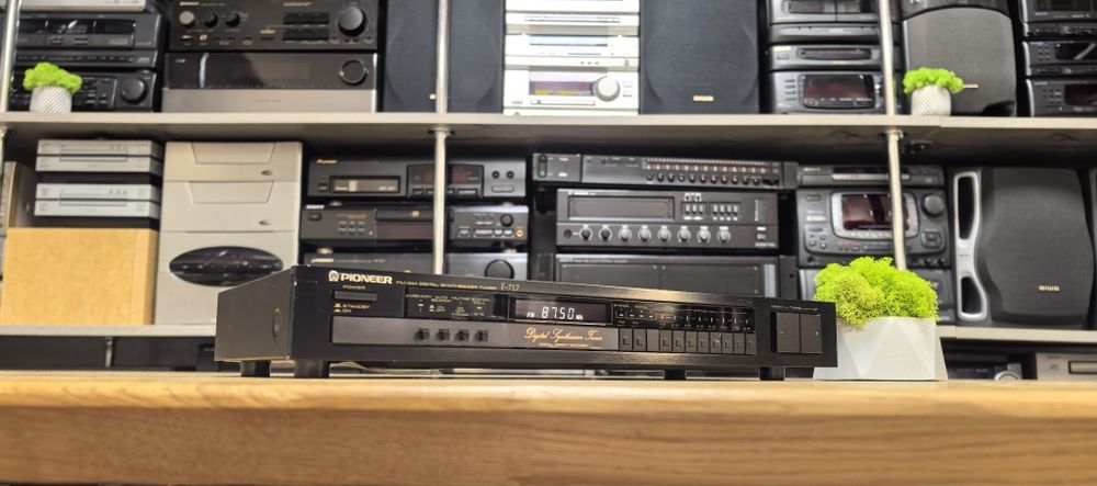 Тюнери Pioneer F-717