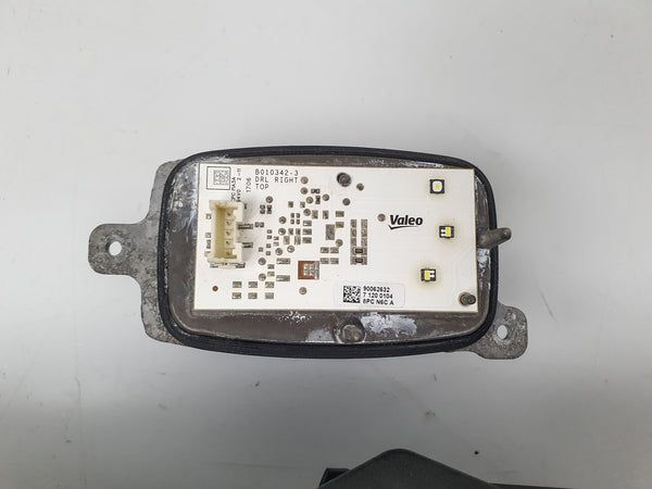 Farol Dianteiro Direito Renault Megane IV