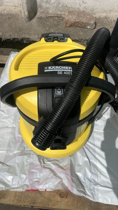 Миючий пилосос KARCHER SE4001