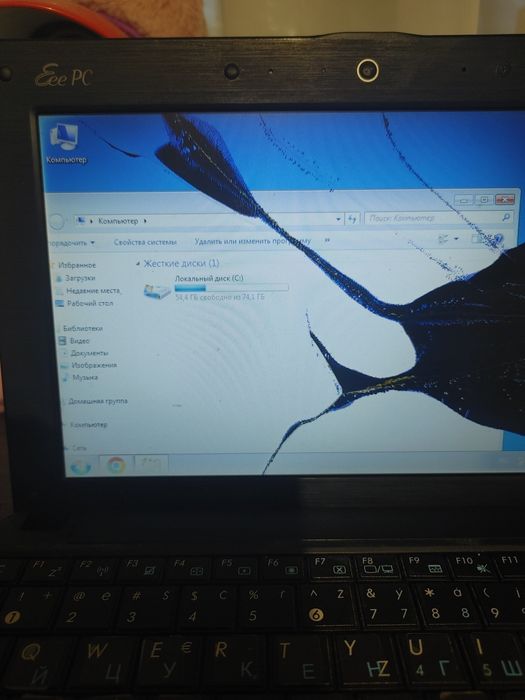 Продам нетбук Асус.