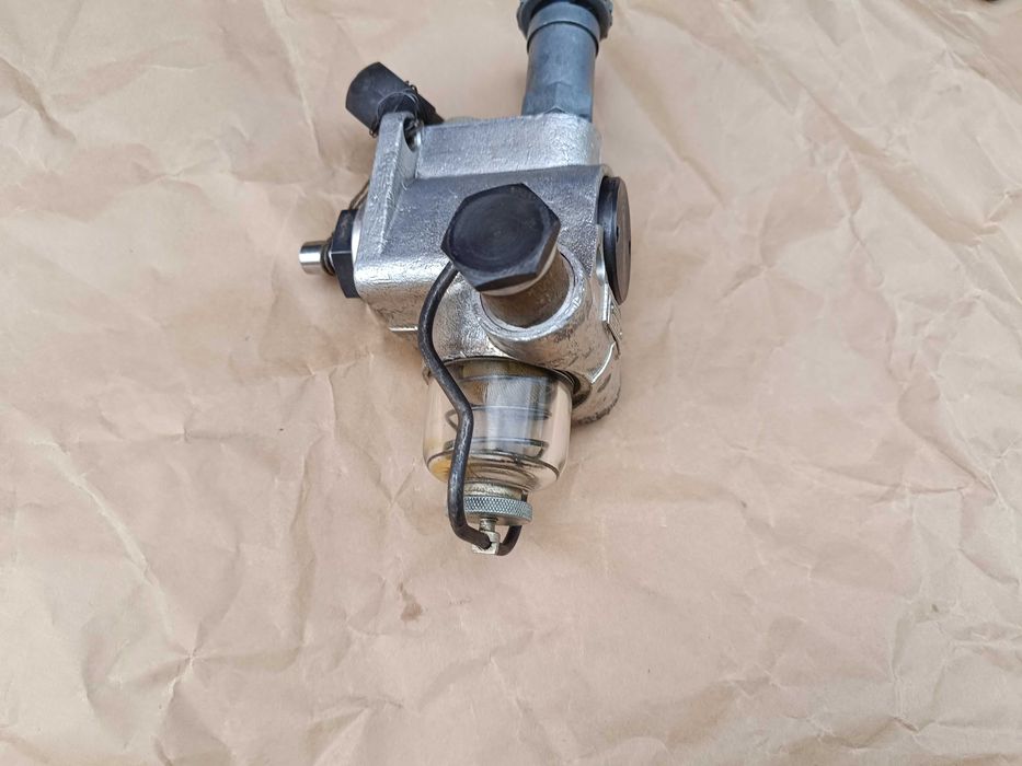 pompka zasilająca hydrauliczna damka Praga V3S, silni-k T912 paliwa