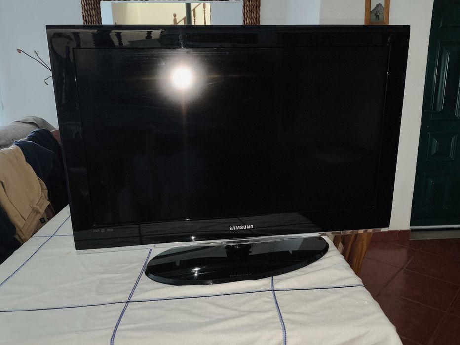 TV LCD Samsung usada