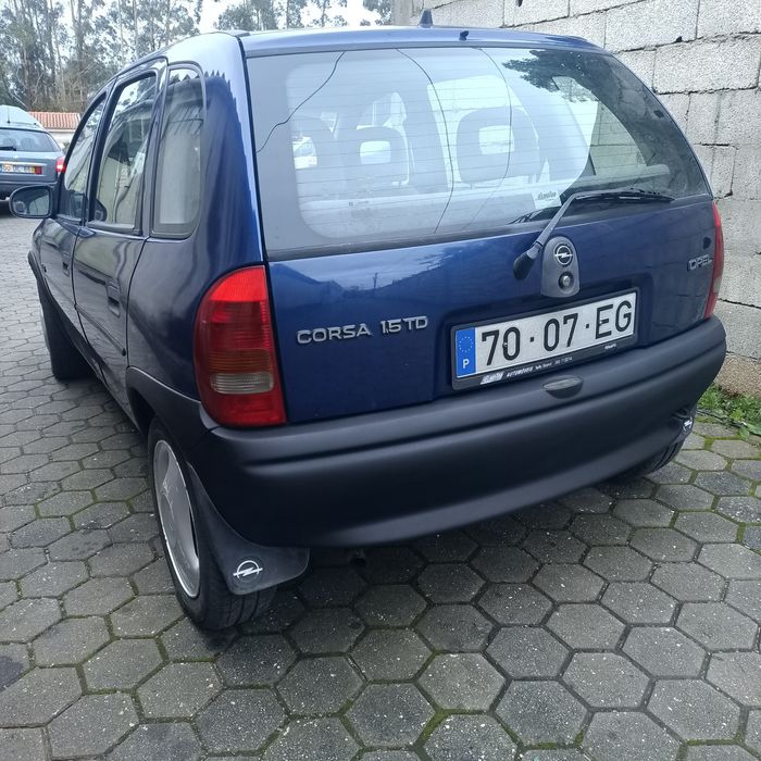 Corsa b 1.5 TD único