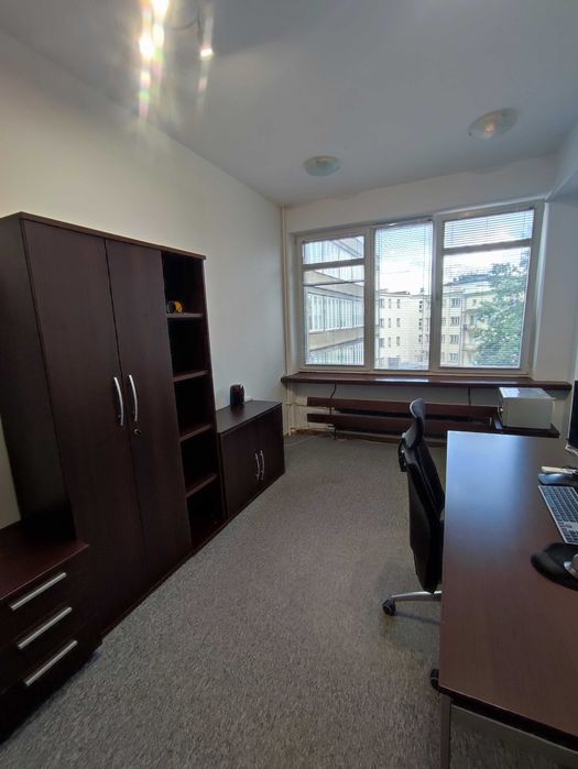 Pomieszczenie biurowe
