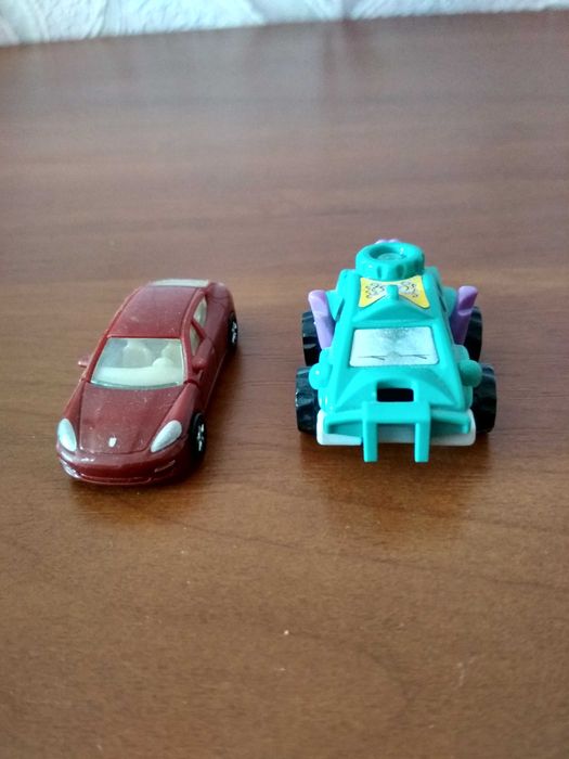 Игрушки - киндеры