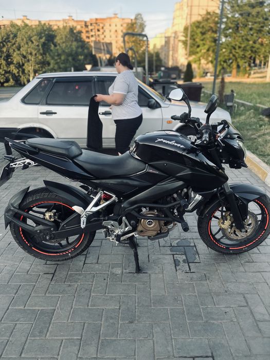 Bajaj Pulsar ns200