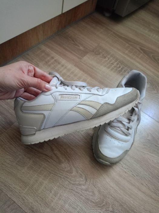 Świetne buty sportowe Reebok, adidasy
