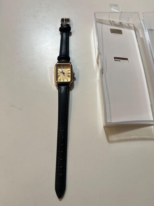 Relógio Preto Vintage