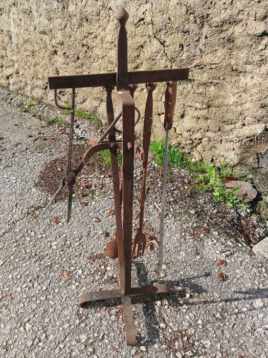 Conjunto de utensílios de lareira