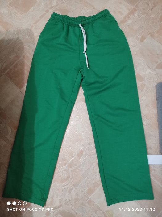 Спортивные штаны