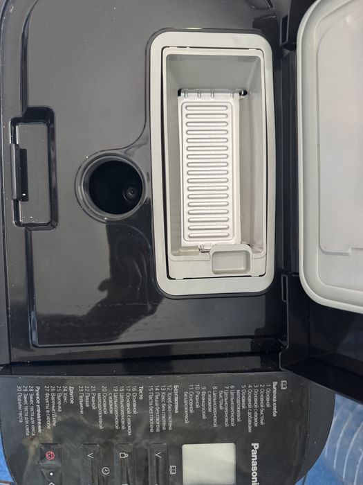 Продам хлібопічку Panasonic