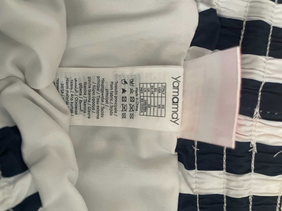 calções de praia + t´shirt