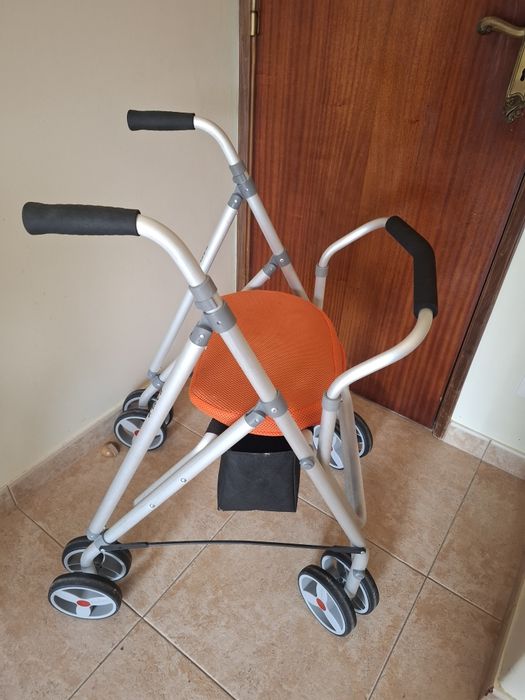 Andarilho 4 rodas Kanguro HD