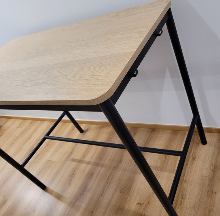 Oportunidade! Mesa 130x70x105 Ikea