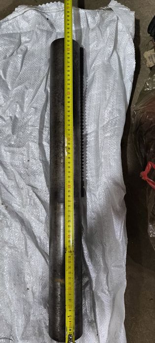 Шпиндель,пеноль,стойка сверлильного станка