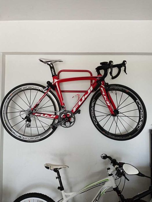 Bike estrada Fuji 2.3 em carbono rodas mavic  tamanho s 51.7