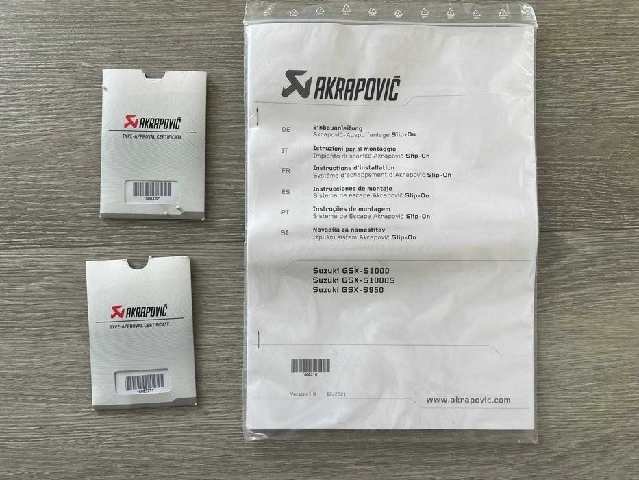 ESCAPE AKRAPOVIC