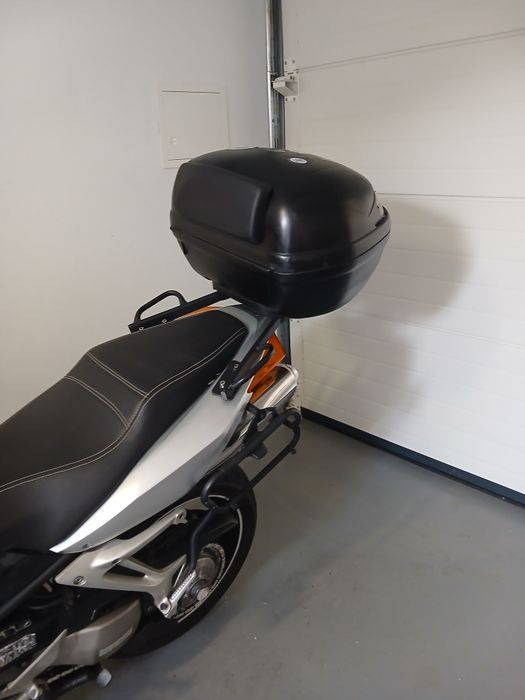 Honda vfr 800 vi-tec