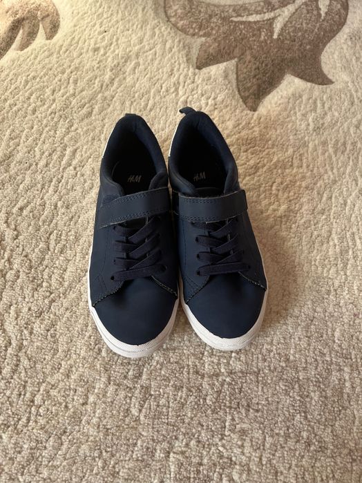 Взуття H&M для хлопчика, розмір 33