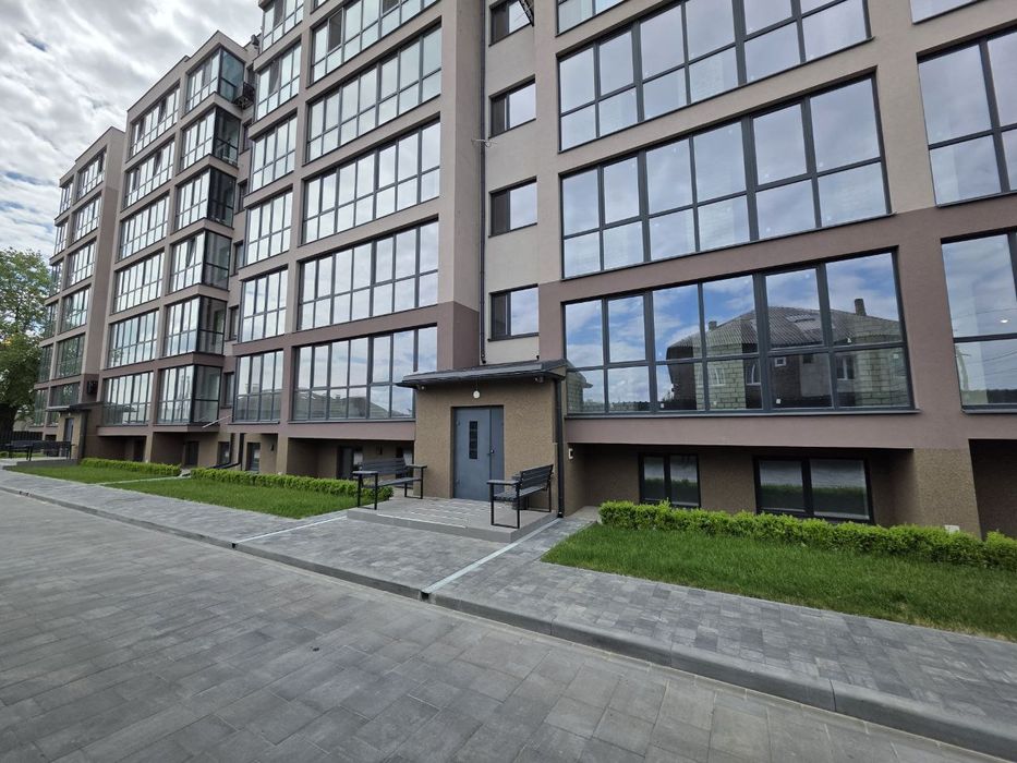Продам новострой,  1к Левый берег.  ЖК ЛЕВОБЕРЕЖНЫЙ