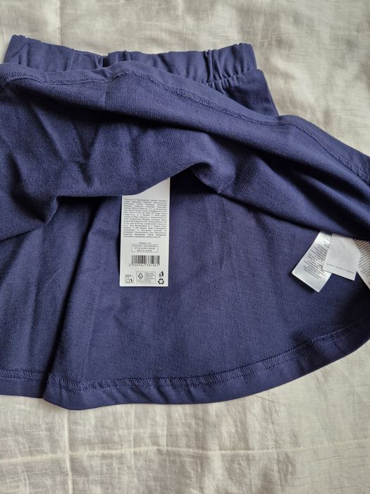 Granatowa spódniczka 122cm, nowa z metką