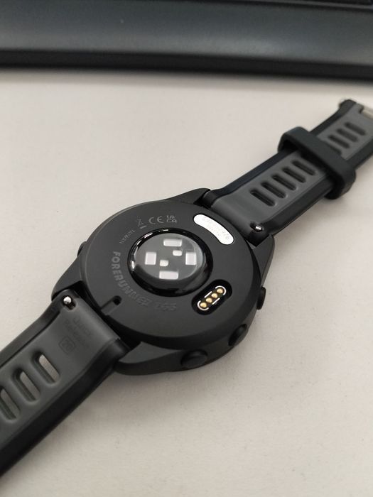 Garmin ForeRunner 165