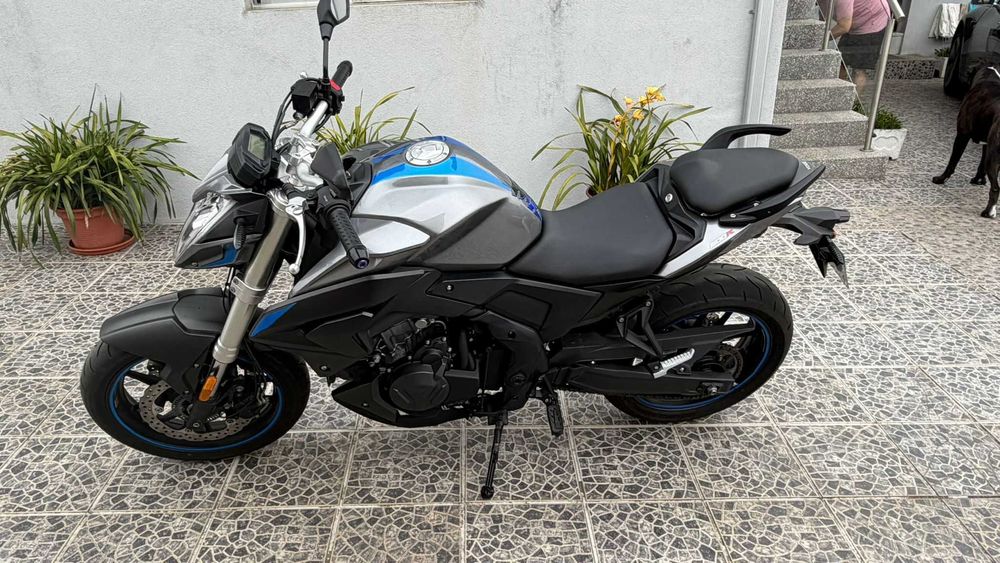 VOGE 500R 2022 | Carta A2 | 19.300 km | Revisão Feita
