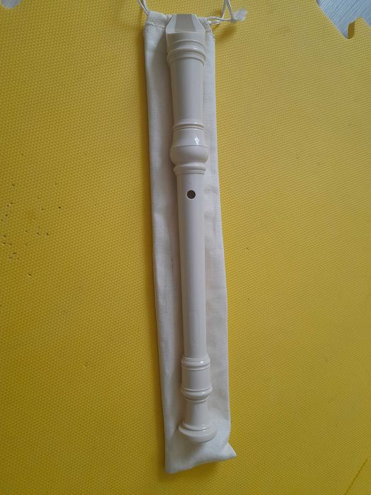 Блок-флейта Yamaha YRS-23 Soprano