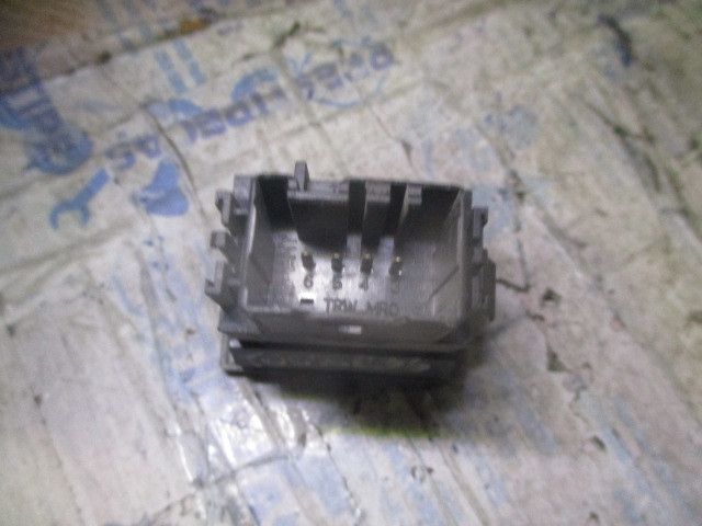 Botão / interruptor aquecimento de bancos OPEL Meriva A