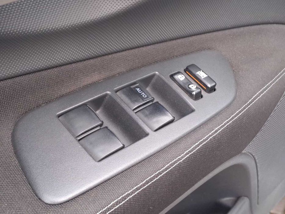 Прожам Toyota Auris 2007р.  #74002