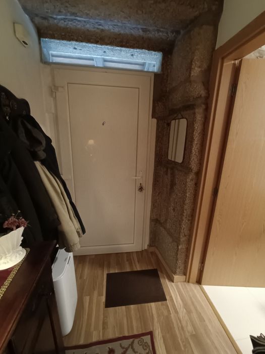 2 Portas e 2 janelas de alumínio