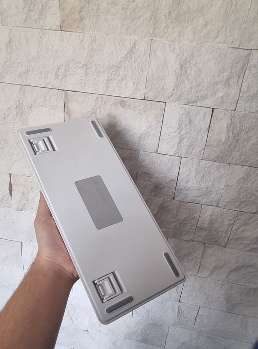 Продам aula f75  стан ідеал