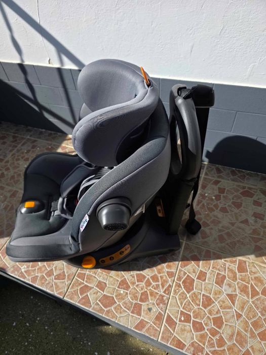 Cadeira auto Chicco COM ISOFIX