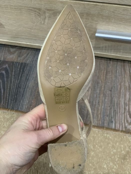 Продам Туфлі човники (лодочки)