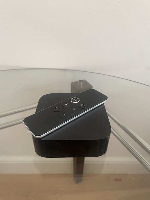 Apple TV 4K 32GB A1842 1 Gen + Pilot + HDMI
